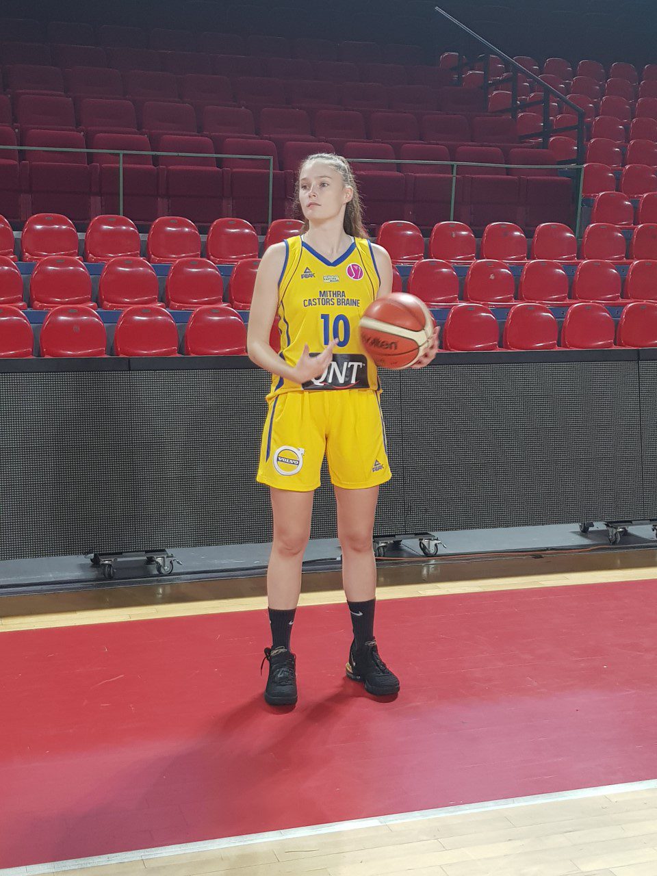 Sarah Matthys, une jeune Liégeoise qui brille à Braine — Liège&Basketball